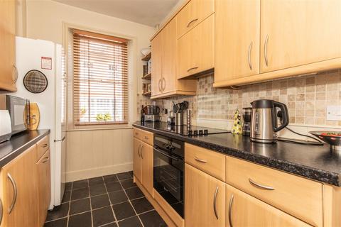 3 bedroom terraced house for sale, Southover High Street, Lewes BN7 1HT