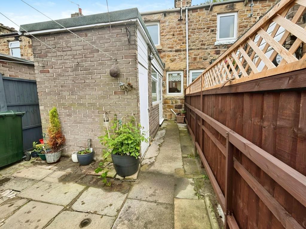 708ea1b4-patio 20area 202.jpg