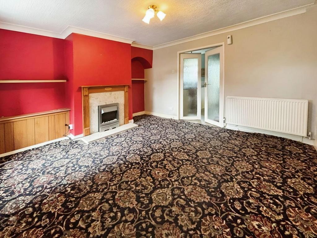 60289e83-living 20area.jpg