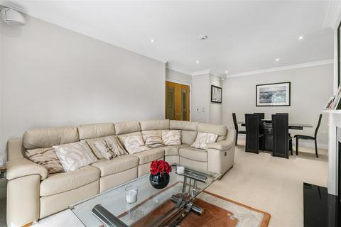 undefined, Wall Hall Drive, Aldenham