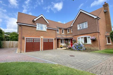 5 bedroom detached house for sale, Discovery Drive, Kings Hill, ME19 4DS