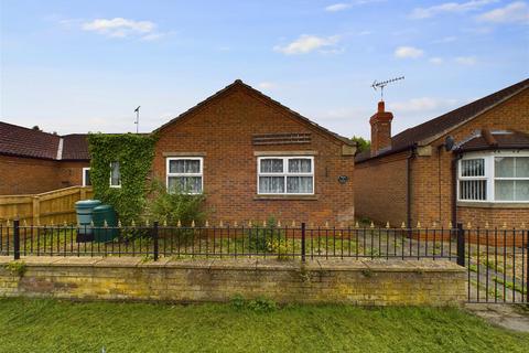 3 bedroom semi-detached bungalow for sale, 3 Hudson Drive, Driffield. YO25 5NX