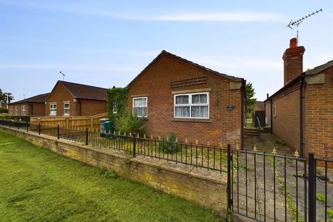 3 bedroom semi-detached bungalow for sale, 3 Hudson Drive, Driffield. YO25 5NX