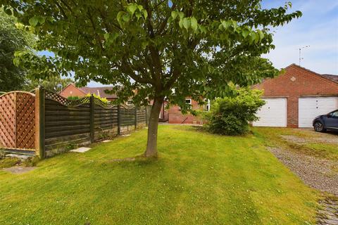 3 bedroom semi-detached bungalow for sale, 3 Hudson Drive, Driffield. YO25 5NX