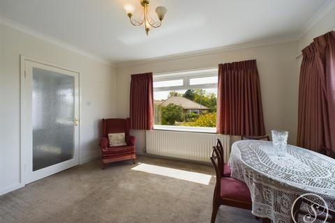 2 bedroom semi-detached bungalow for sale, Buckstone Close, Leeds