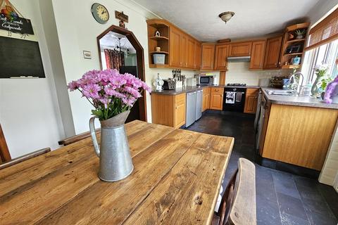 26 Cross Park, Buckland Monachorum, Yelverton, PL20 7NJ