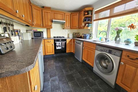 26 Cross Park, Buckland Monachorum, Yelverton, PL20 7NJ