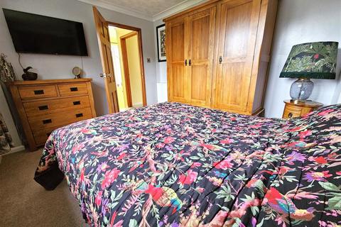 26 Cross Park, Buckland Monachorum, Yelverton, PL20 7NJ
