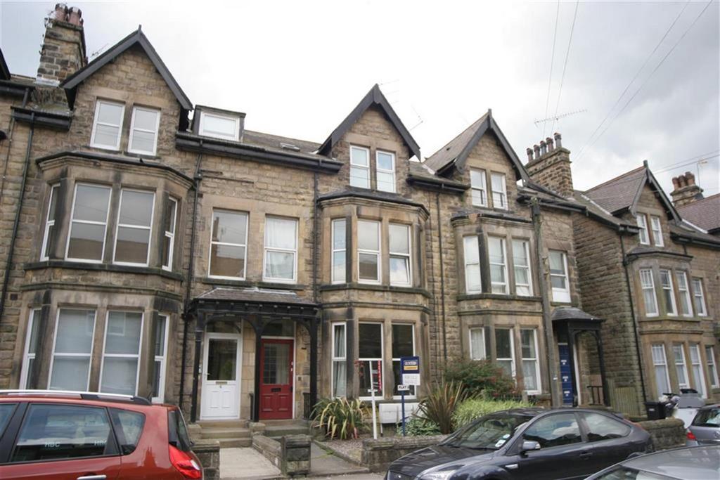Flat 2 4 Hyde Park Road, Harrogate... 2 bed flat to rent £900 pcm (£