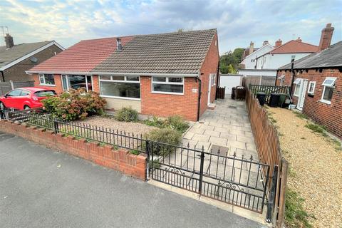 2 bedroom semi-detached bungalow to rent, Fearnville Road, Leeds, West Yorkshire, LS8 3DQ