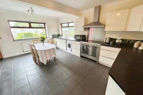 4 bedroom detached bungalow for sale, Orchard Lane, Childer Thornton, Ellesmere Port