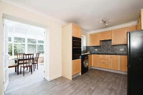 3 bedroom semi-detached house for sale, Batemoor Road, Batemoor, Sheffield, S8 8BX