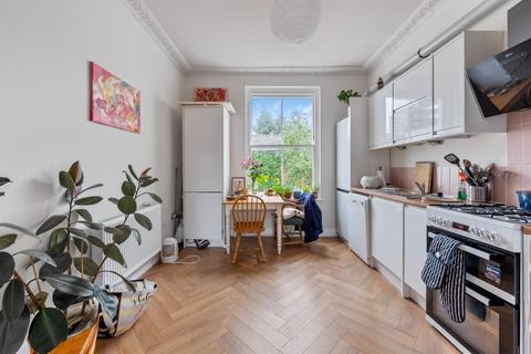 2 bedroom maisonette for sale, Mildmay Road, London, N1