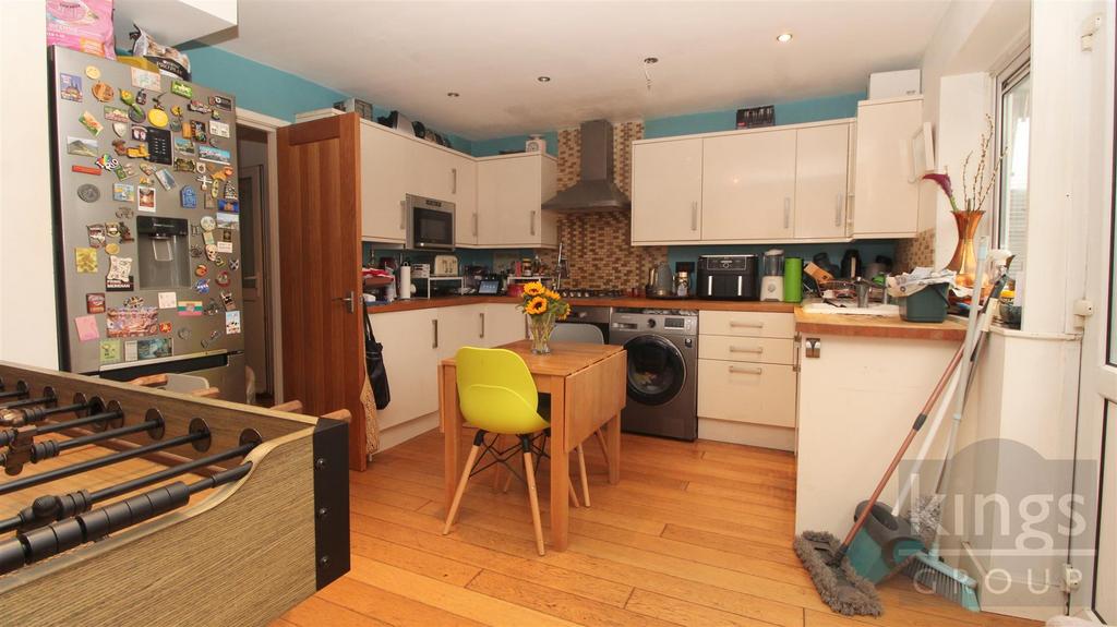 Kitchen / Diner