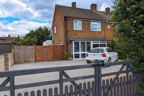 3 bedroom semi-detached house for sale, Devon Road, Newark