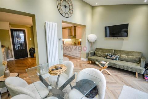 24 Caldbeck Place, North Anston, Sheffield, S25 4JY