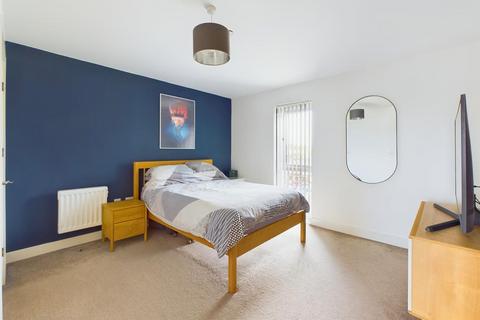 2 bedroom apartment for sale, Burrows Close, Gloucester