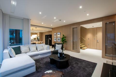 2 bedroom duplex to rent, Sugar Quay, 1 Water Lane, London, EC3R