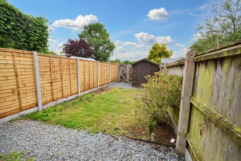 2 bedroom terraced house for sale, The Meadows, Gillingham