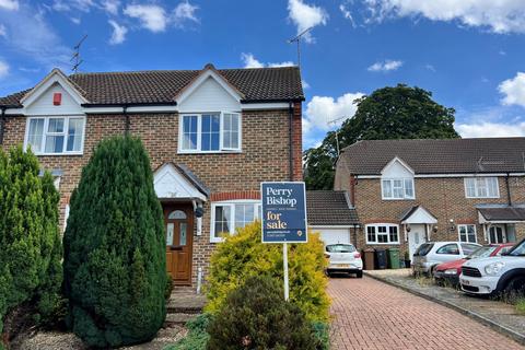 3 bedroom semi-detached house for sale, Wessex Close, Faringdon, Oxfordshire, SN7