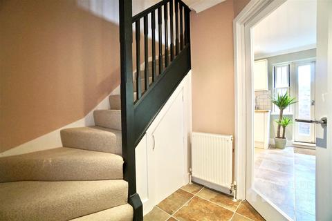 2 bedroom semi-detached house for sale, St. Peters Street, Colchester