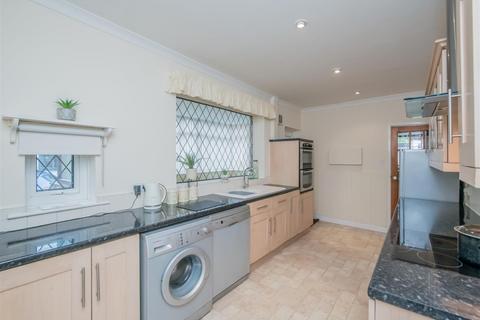 2 bedroom semi-detached house for sale, Hill End Crescent, Leeds