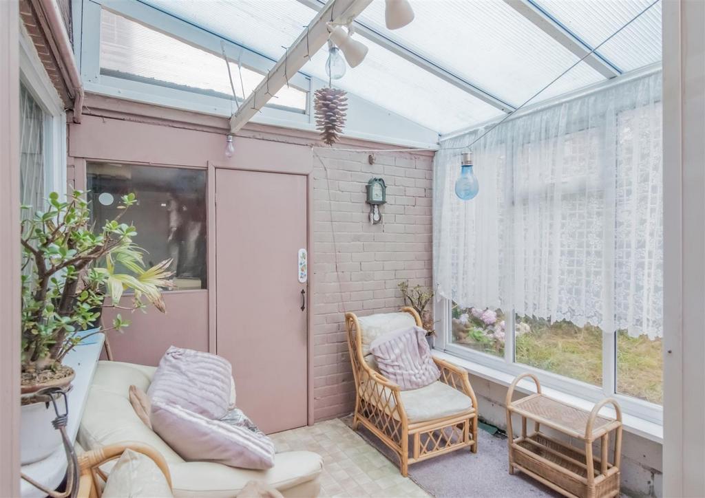 Sun Room:
