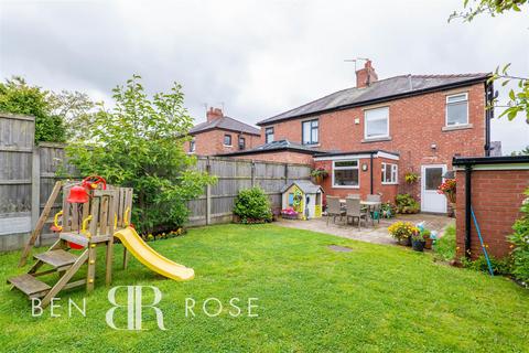 3 bedroom semi-detached house for sale, Hall Lane, Leyland