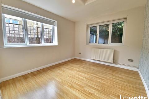 Flat 4, 77 Cornwall Gardens, Cliftonville, Margate, CT9 2JE