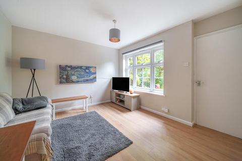 1 bedroom house to rent, Queensbury Place, Blackwater, Camberley GU17