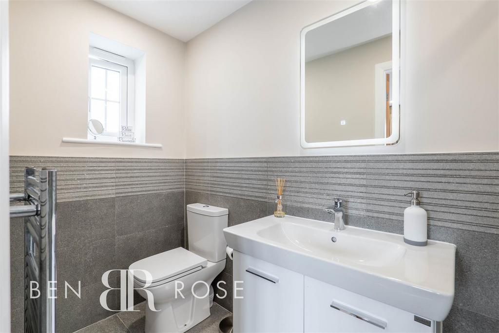 Master Ensuite