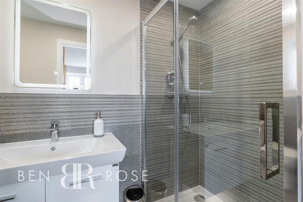 Master Ensuite