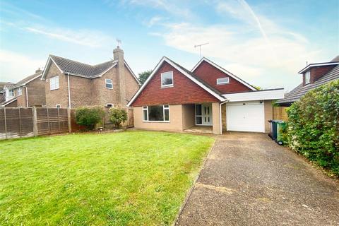 4 bedroom detached house to rent, Sandown Way, Bexhill On Sea