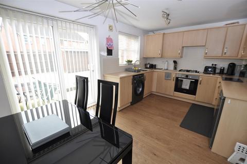 3 bedroom semi-detached house for sale, Hevea Road, Burton-On-Trent DE13