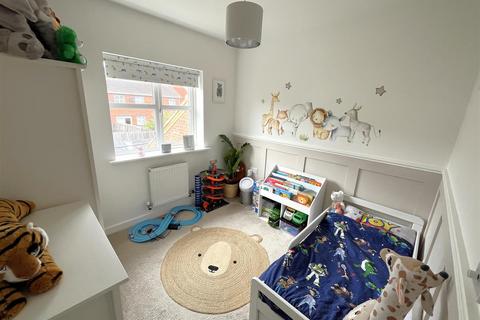 21 Hevea Road, Burton-on-trent, DE13 0SH