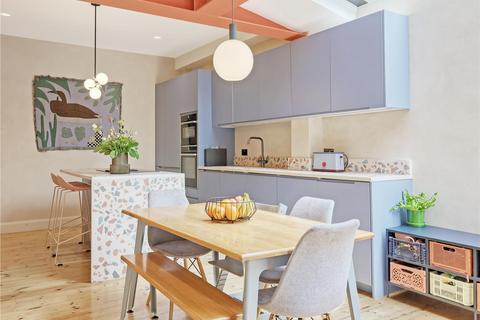 14 Scotts Road, London, E10 6LW
