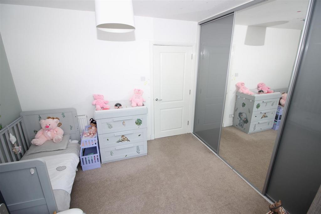 Bedroom 2.JPG