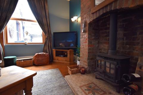 4 bedroom terraced house for sale, Mowbray Road, South Shields