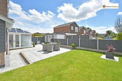3 bedroom detached house for sale, Glaisher Drive, Stoke-On-Trent ST3