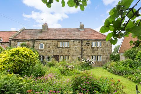 4 bedroom semi-detached house for sale, Cross Lane, Ingleby Arncliffe, Northallerton, North Yorkshire, DL6