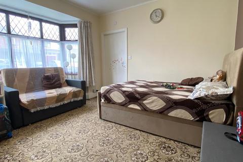 3 bedroom semi-detached house for sale, Birchwood Road, Penn, Wolverhampton