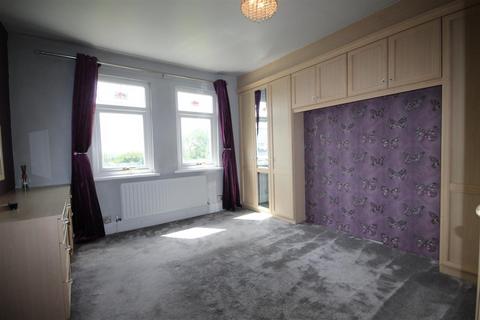 3 bedroom semi-detached house for sale, Claremont Crescent, Crofton, Wakefield