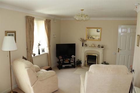 1 bedroom retirement property for sale, Croxall Court, Leighswood Road, Aldridge