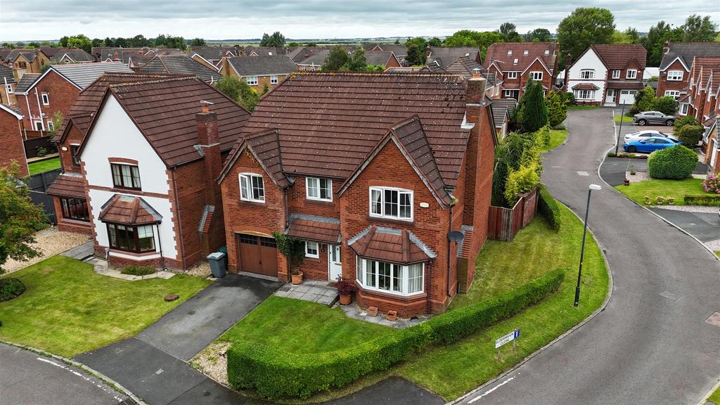 The Nurseries, Hesketh Bank, Preston 4 bed detached house for sale £