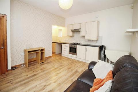 1 bedroom terraced house for sale, Stone Hall Road, Bradford BD2