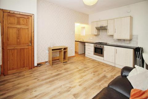 3 Stone Hall Road, Bradford, BD2 2EJ