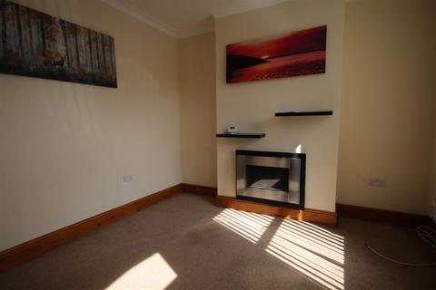 2 bedroom terraced house for sale, Fieldhouse Street, Wakefield