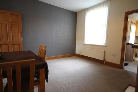 2 bedroom terraced house for sale, Fieldhouse Street, Wakefield