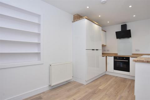 35 Broughton Road, Dalton-in-furness, LA15 8RP