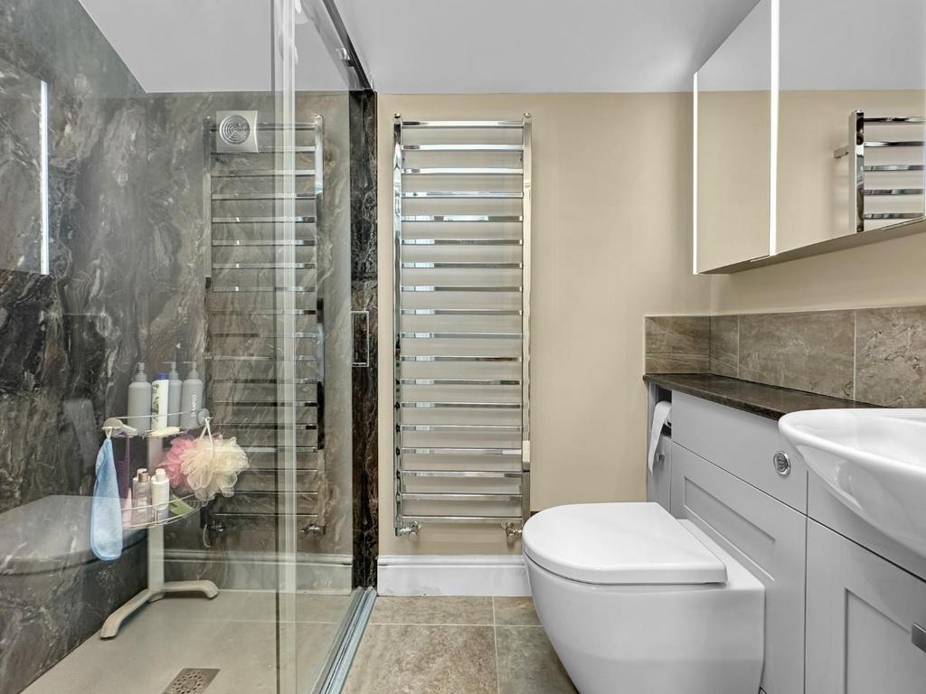 Img (4).jpg